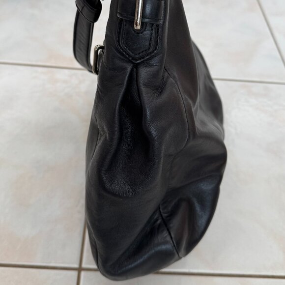 Coach Black Leather Shoulder Bag with Slouchy Silhouette - Used - Picture 13 of 15